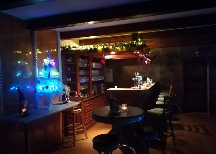 Zum Anker מלון Langenfeld (Eifel)