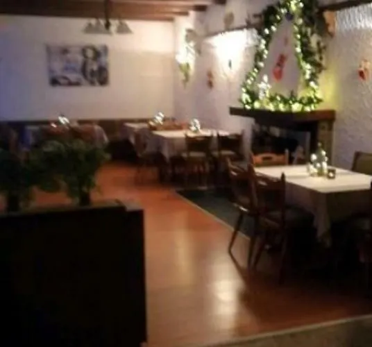 מלון Zum Anker Langenfeld (Eifel)